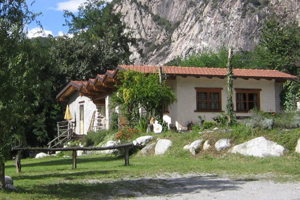 Agriturismo Val Codera Verceia Exterior photo